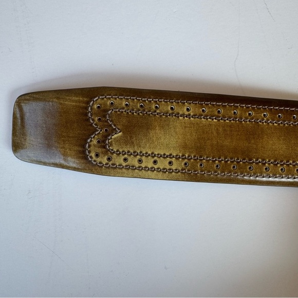 Mezlan Tan Khaki Leather Belt with Silver Buckle size 44 - Picture 6 of 9